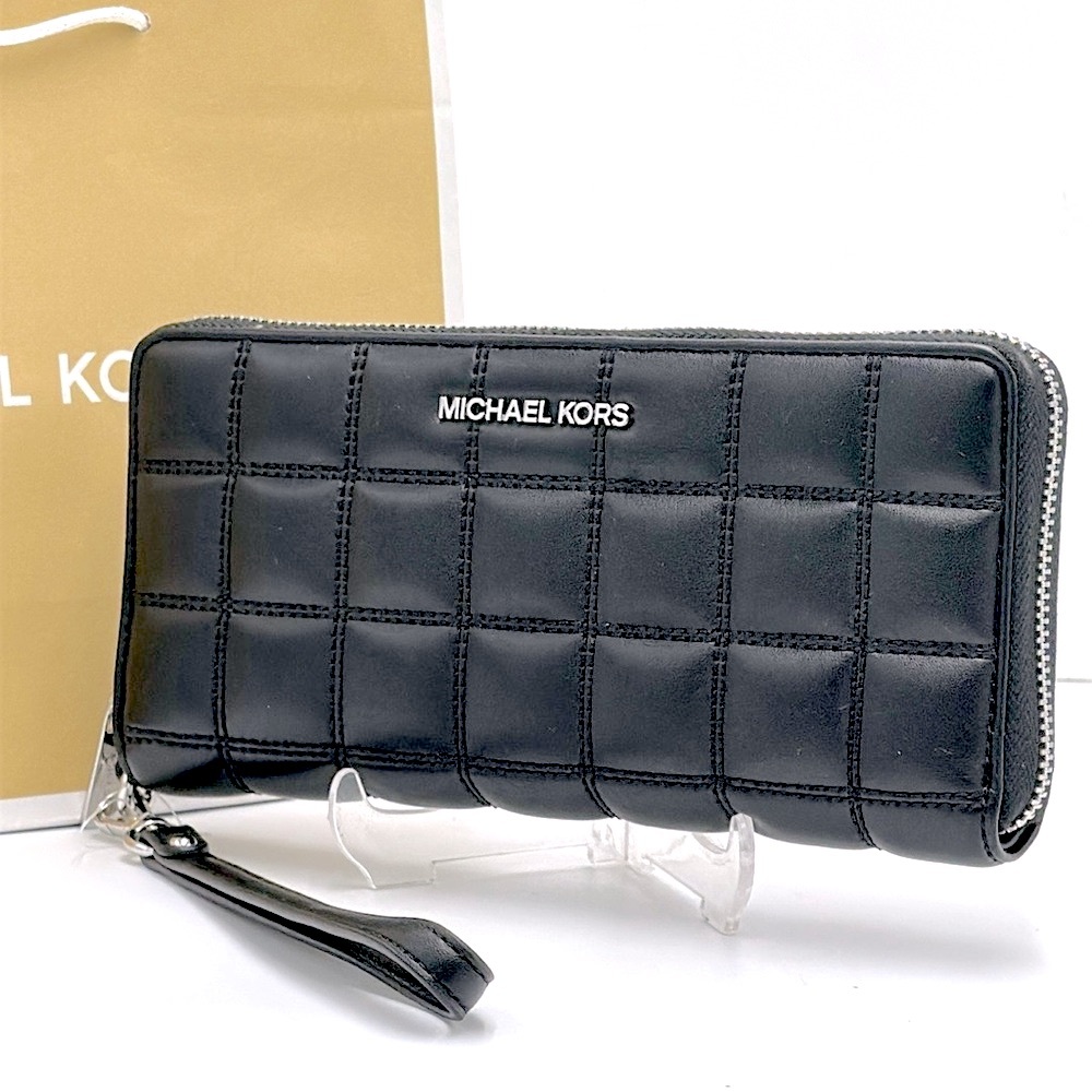 MICHAEL KORS Continental Wristlet Phone Case Wallet Black 
NWT